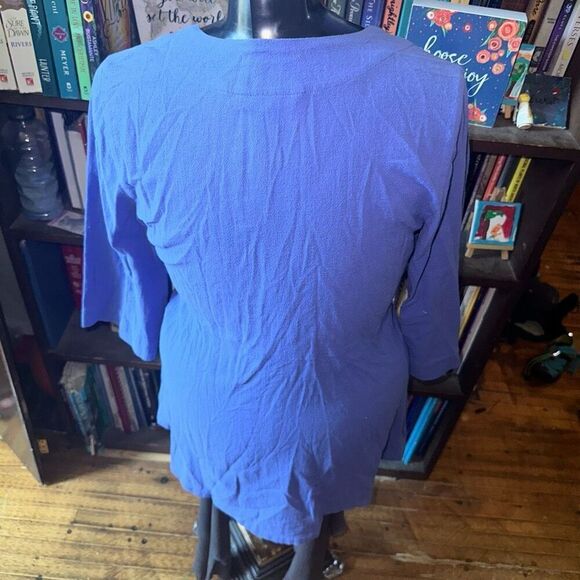 Soft Surroundings artsy periwinkle XS single button top - Picture 3 of 4